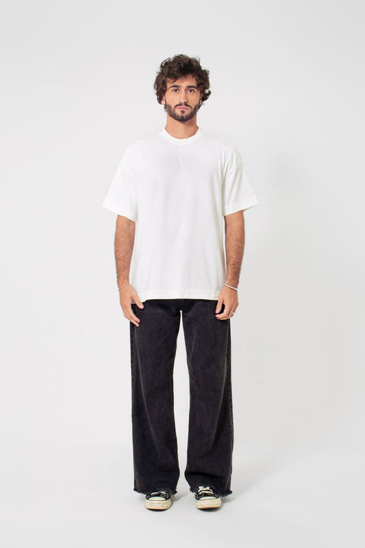 ￼Camiseta Oversized Basic - Off White
