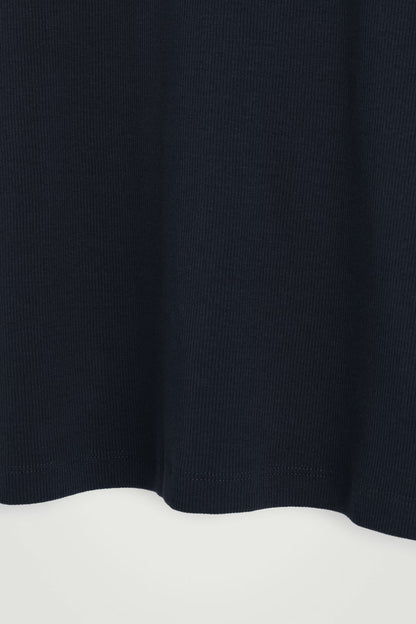 Camiseta canelada slim - preto