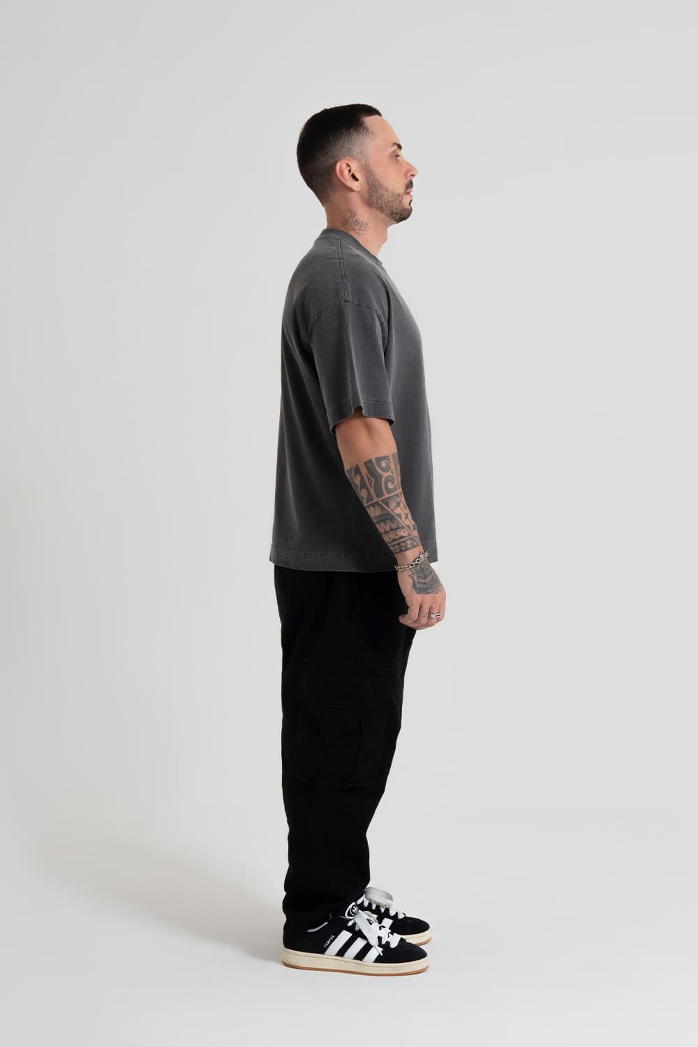 ￼Camiseta Heavy oversized Boxy - Chumbo