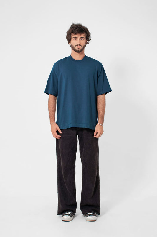 ￼Camiseta Heavy Oversized - Azul Petróleo