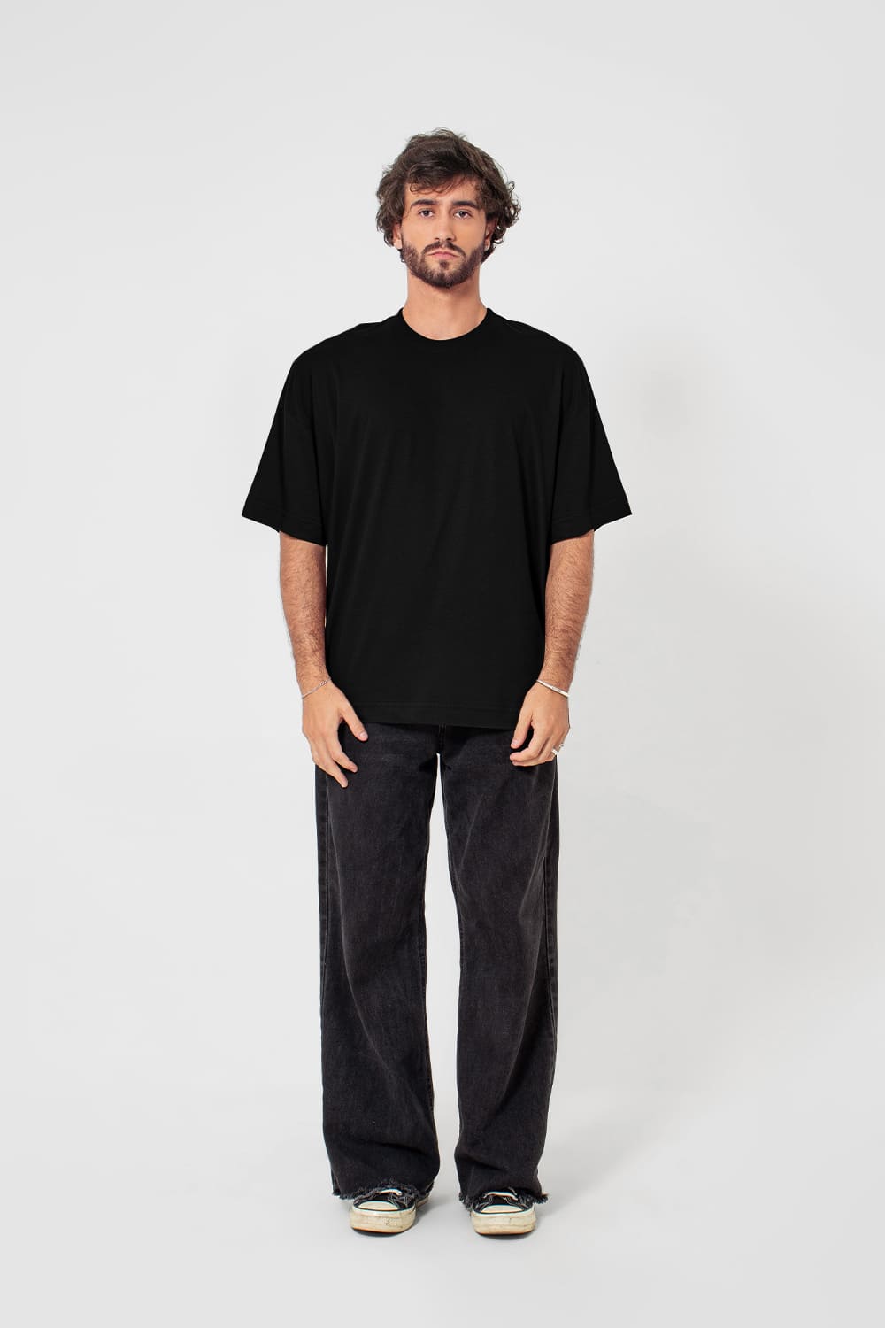 ￼Camiseta Oversized Basic - Preto