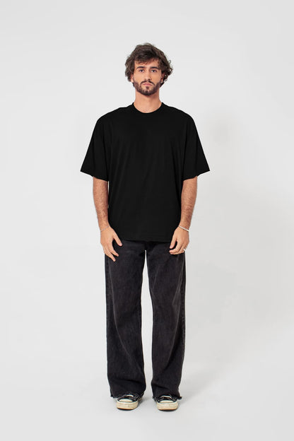 ￼Camiseta Oversized Basic - Preto