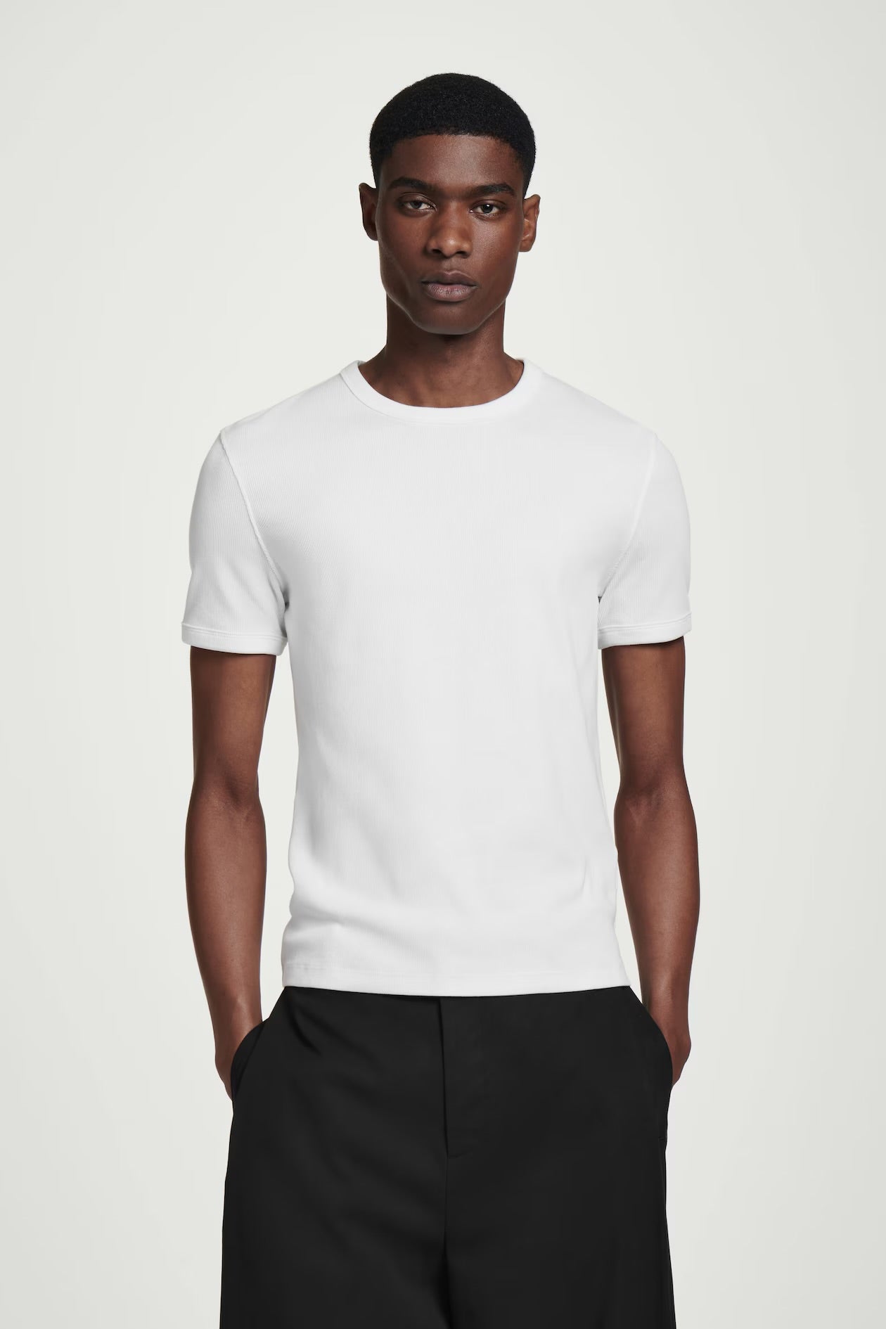 Camiseta canelada slim - branco